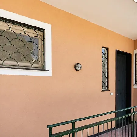 Appartamento Cavi Sea View