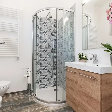 Cavi Sea View * Лаванья